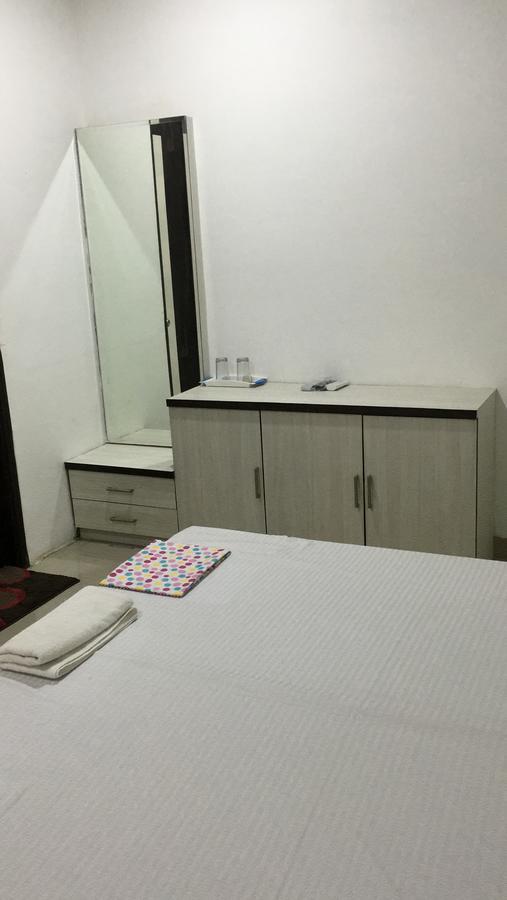 De Agya Paradise Hotel Ludhiana Zewnętrze zdjęcie